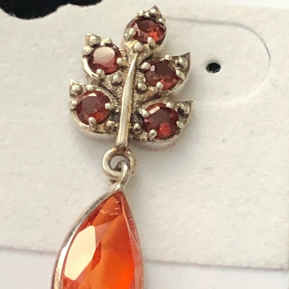 Nicky Butler HONEY QUARTZ and GARNET Leaf Earrings - Picture 5 of 8